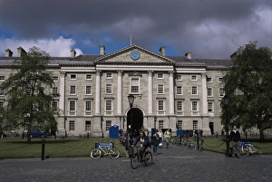European Landmark Buildings Impressions: Trinity College