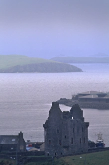 Outdoor Travel Destinations UK Impressions: View of Scalloway