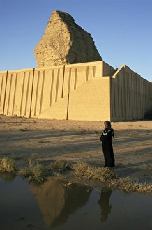 Iraqi Historical Landmarks Impressions: The ziggurat
