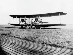 Aviation Pioneers Impressions: Vickers Vimy RAF