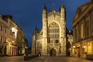 Bain Impressions: Vue de l'abbaye du crépuscule à Bath Abbey