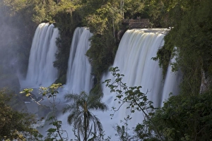 Iguazu National Park Scenery Impressions: View of waterfall with viewing platform, Iguazu Falls, Iguazu N. P. Argentina