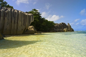 Seychelles Tourism Impressions: Anse-Source D Argent