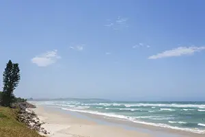 Blue Ocean Waves Australia Impressions: Beach View