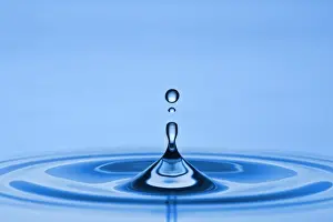 Impressions de Goutte d'eau Images datées de 2015 mars: Goutte d'eau