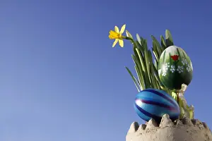 Easter Sunday Traditions Impressions: Easter decorations, daffodils and Easter eggs