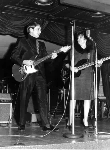 Vintage Music Performers Impressions: Willingly Performance
