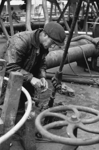 Shipbuilding Industry Impressions: Binding Cable