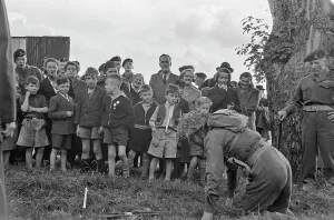 Maidstone Kent History Impressions: Conscript On Assault Course