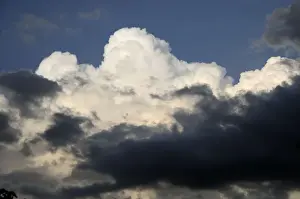 Overcast Day Photography Impressions: Thunderstorm clouds