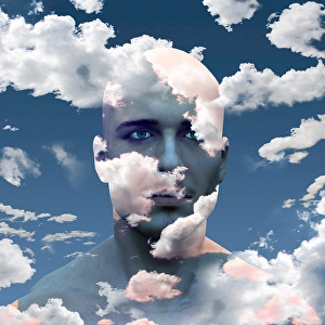 Brainstorming Ideas Impressions: Mans head in clouds