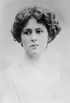 Aristocrat Portrait Impressions: Duchess of Sutherland, between c1910 and c1915. Creator: Bain News Service