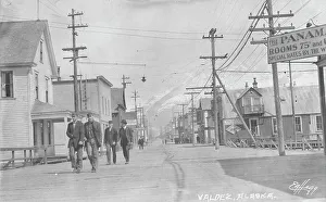 Early 1900s Street Photography Impressions: Street scene, between c1906 and c1915. Creator: Unknown