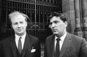 Comté De Londonderry Impressions: Ivan Cooper, (gauche) Président et membre fondateur du Comité d'action des citoyens de Derry