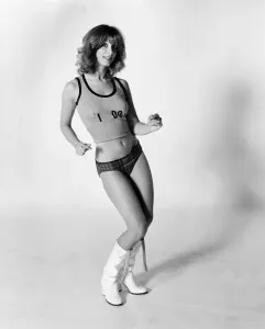 Dee Dee Wilde, Danseuse avec le groupe de danse Pans People.