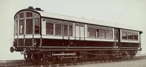 Great Britain Transportation Impressions: The carraige-engine of a train