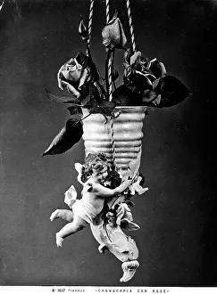 Rose Bouquet Photography Impressions: Cornucopia with roses