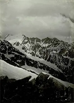 Mountain Range Italy Impressions: Caption is missing, possibly Adamello