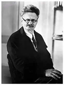 Bolshevik Revolution Impressions: Leon Trotsky (Russian)