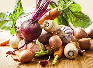 Varied Grocery Items Impressions: Assorted types of root vegetables