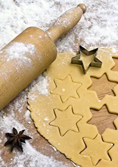 Christmas Cookie Preparation Impressions: Baking biscuits and biscuits during Advent