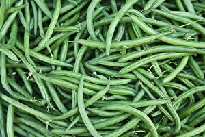 Green Background Images Impressions: Bars beans