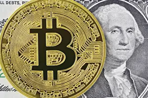 Cryptocurrency Market Impressions: Bitcoin and a US Dollar Note