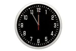 Time Pressure Symbol Impressions: Black clock, clock hands on five to twelve