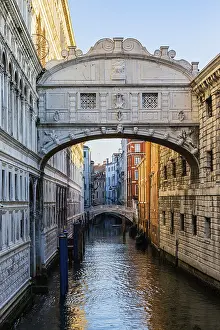 Pont des Soupirs à la lumière du matin.