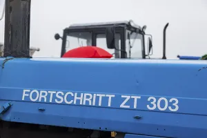 Classic Car Show Impressions: Tractor Pulling