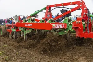 Rural Tourist Attractions Impressions: Tractor Pulling