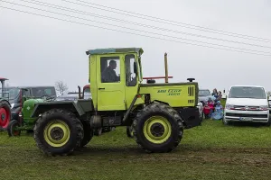 Classic Car Show Impressions: Tractor Pulling