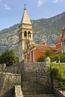 Impressions de L'église Saint-Eustache vue d'été, Dobrota, Kotor Monténégro Monténégro Impressions: L'église de Saint-Eustache vue d'été postcard.