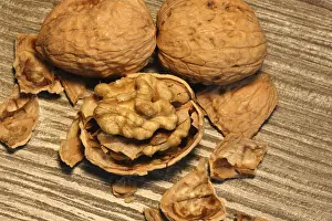 Rustic Autumn Atmosphere Impressions: Close-up of walnuts on the table