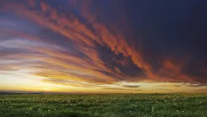 Overcast Weather Conditions Impressions: Cloud front approaching