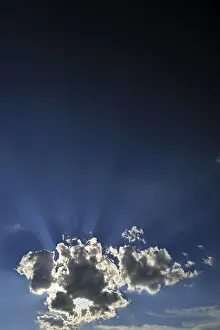 Exterior View Photography Impressions: Cloud with sun rays