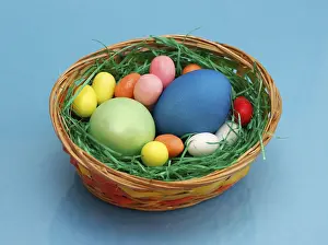 Colourful Easter Eggs Impressions: Colourful Easter eggs, small and large