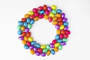 Easter Sweets Impressions: Colourful Easter sweets in a circle