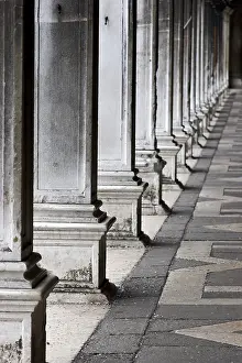 Italian Architecture Impressions: Columns