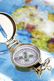 Compass Navigation Impressions: Compass on globe