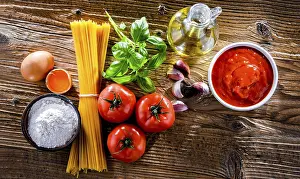 Food Photography Studio Setup Impressions: Composition with dried spaghetti