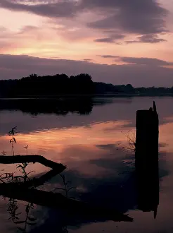 Evening Light On Water Impressions: Cool dramatic sunset lake
