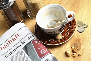 Food Photography Composition Impressions: Empty cup and tip