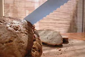 Brown Bread Impressions: Cutting bread