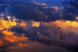 Overcast Sky Austria Impressions: Dramatic cloud atmosphere, red sky with clouds