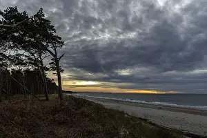 Dramatic Evening Clouds Impressions: Dramatic clouds, evening light