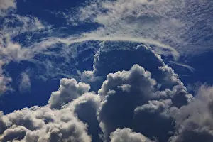 Cloud Formations Impressions: Dramatic cloudscape with (cumulus) clouds