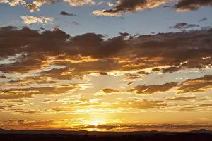 Sunset In The USA Impressions: Dramatic cloudy sky at sunset, backlight