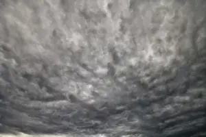 Dramatic Cloud Atmosphere Impressions: Dramatic, monochrome storm clouds