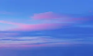 Cloudy Atmosphere Impressions: Dramatic sunset clouds in sky